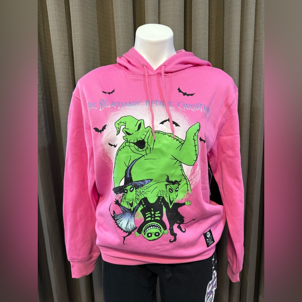 New Disney Women’s Nightmare Before Christmas Graphic Hoodie Xs and Small